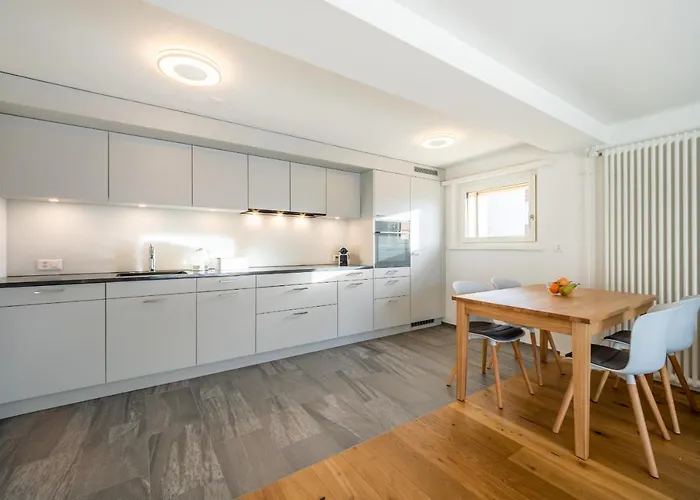 Laax Homes - Casa Majo 3,5 Apartment